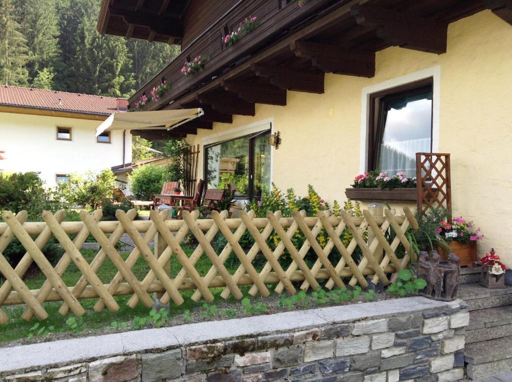 Landhaus Piberger - Zell Am See Kaprun Summer Card Included ภายนอก รูปภาพ